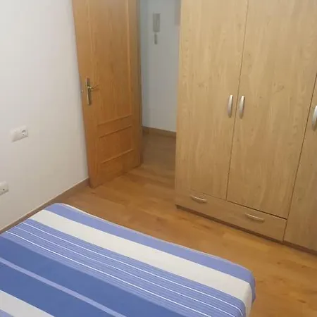 2f, Aire Acondic, 80m2, 2 Dormitorios, 4 Huespedes, Wifi Gratis Apartment *